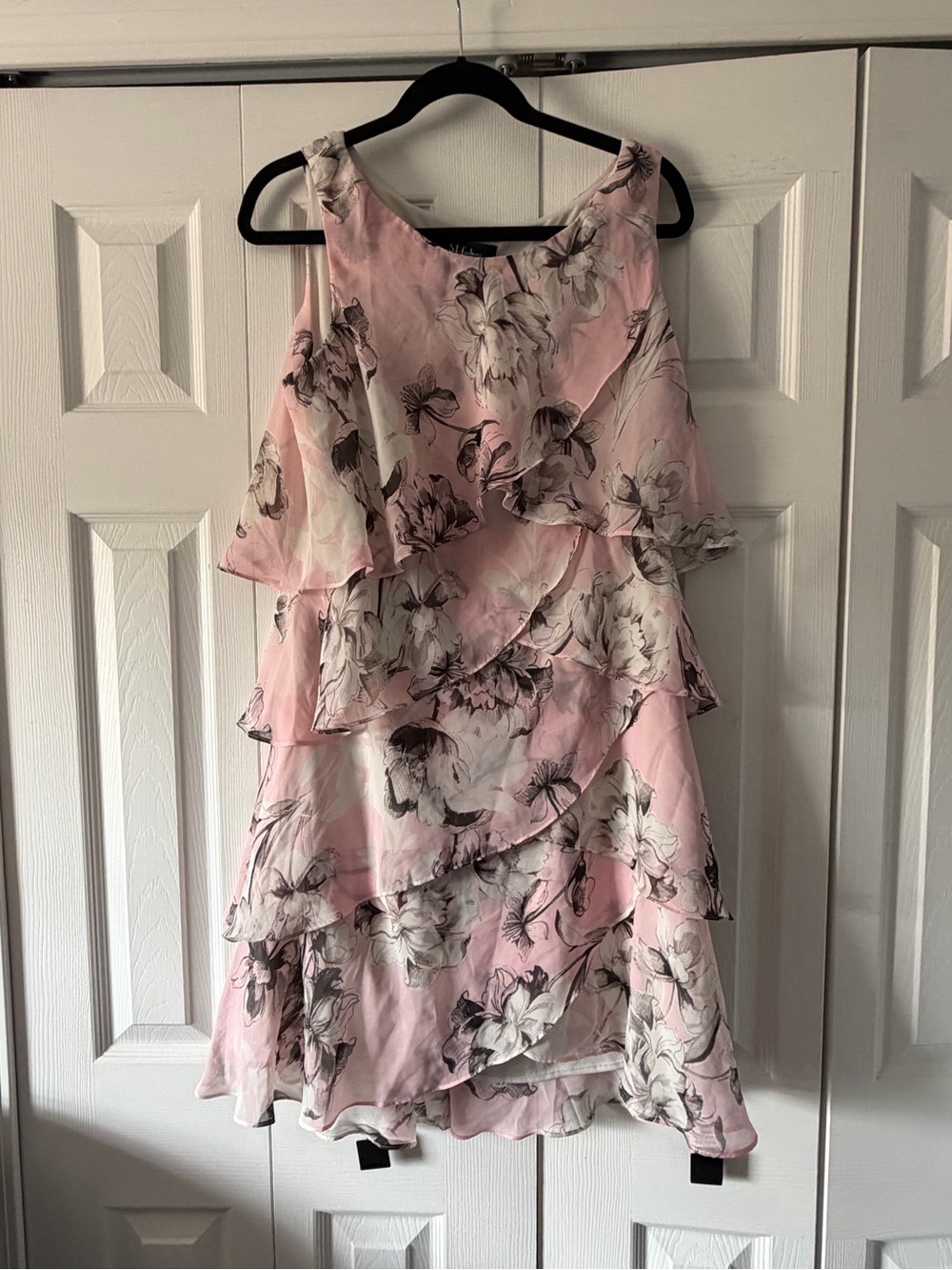 SL Fashions Pink Floral Tiered Ruffle Mini Dress